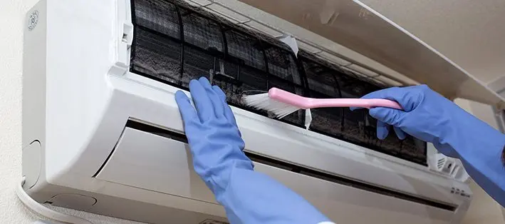 Limpeza de ar condicionado